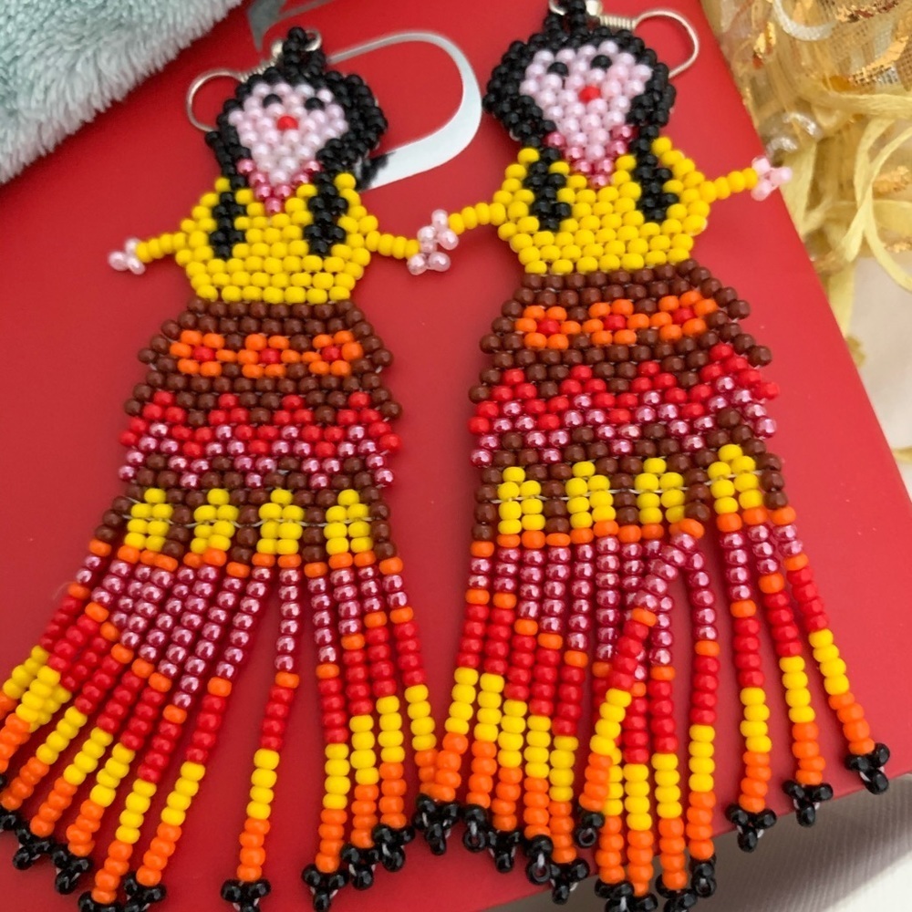 Super Sexy Earrings To Enhance Your Wardrobe LookS